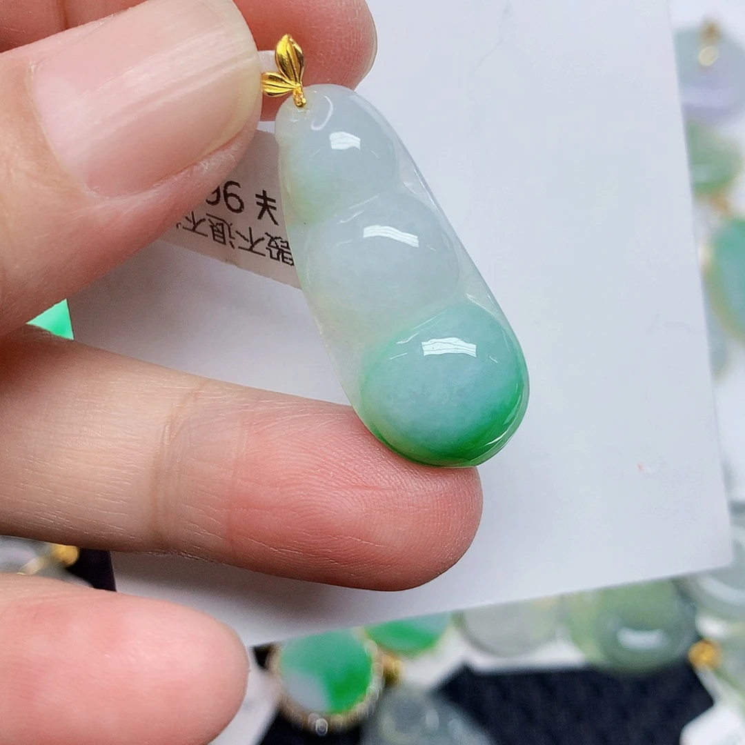 翡翠18K金镶嵌颈饰356778