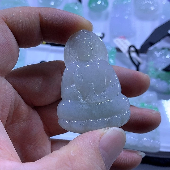 有***辣翡翠未镶嵌颈饰天然翡翠A货吊坠