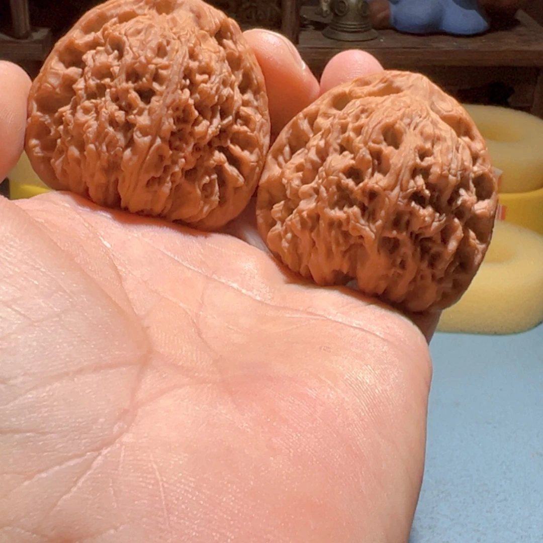 文玩核桃把件三角疆44