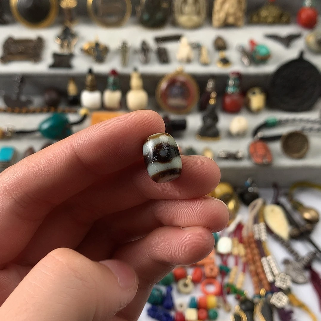 混***、大叶紫檀（黑酸枝木类）