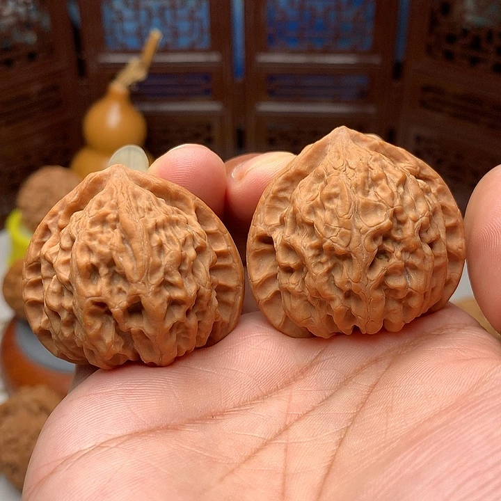 吊坠文玩核桃41正桃心大金牛10号