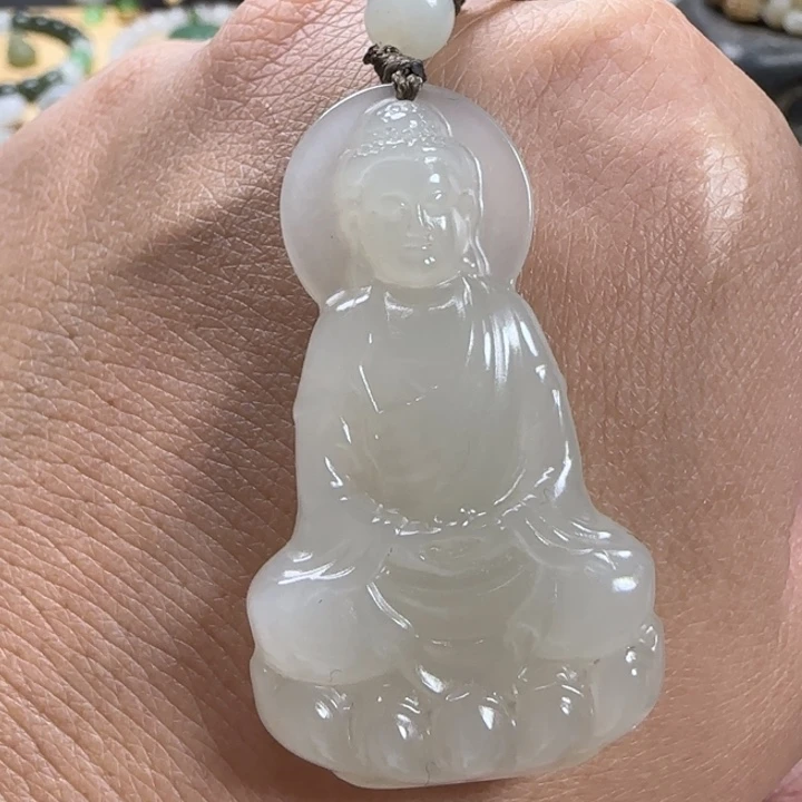和田玉未镶嵌颈饰定制