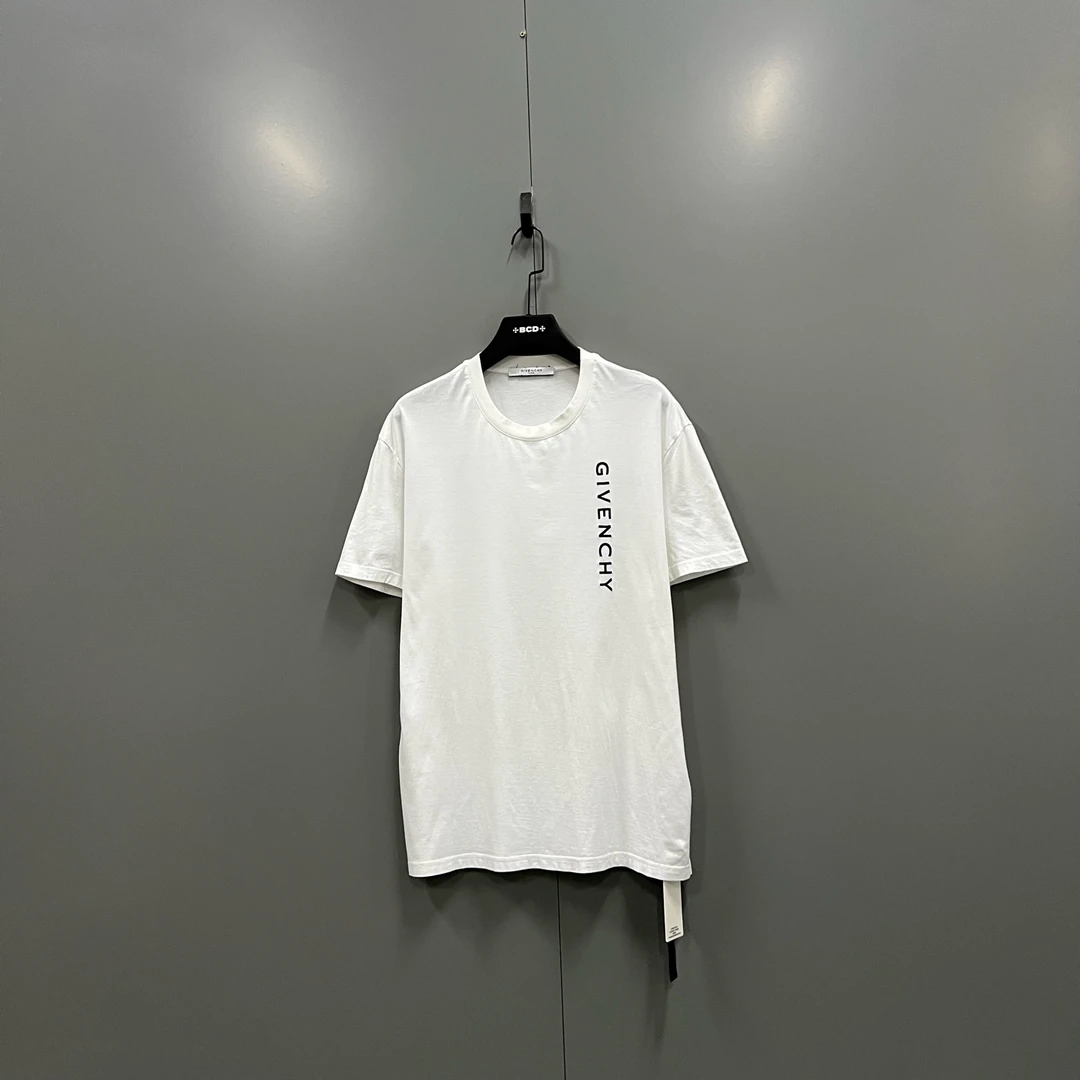 99新 Givenchy/纪梵希 （ll） 白色侧边logo印花短袖 XXL码 015370