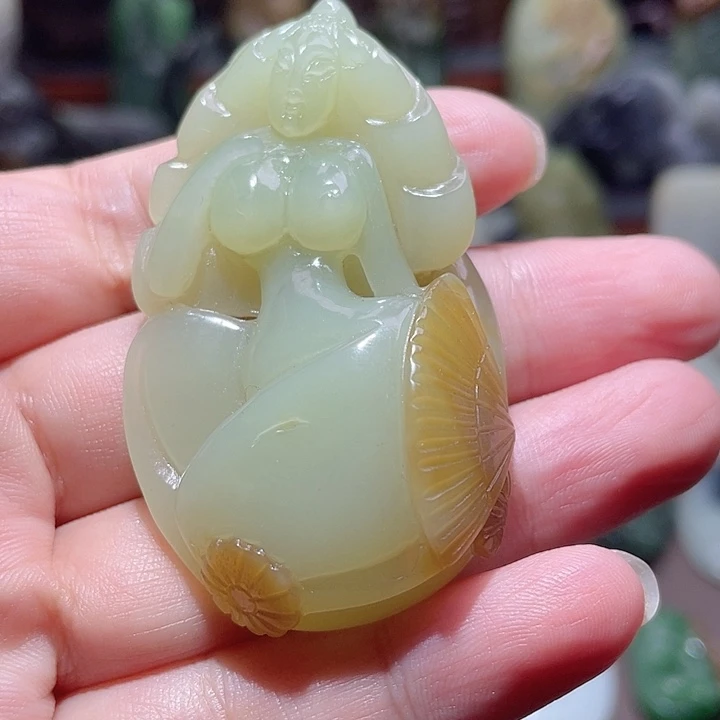 颈饰未镶嵌和田玉