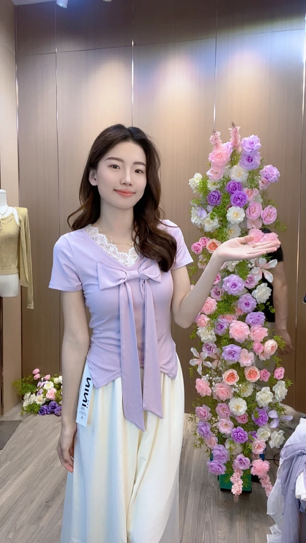 纯欲风甜美蕾丝拼接V领短袖T恤女夏2025不规则立体蝴蝶结短款上衣