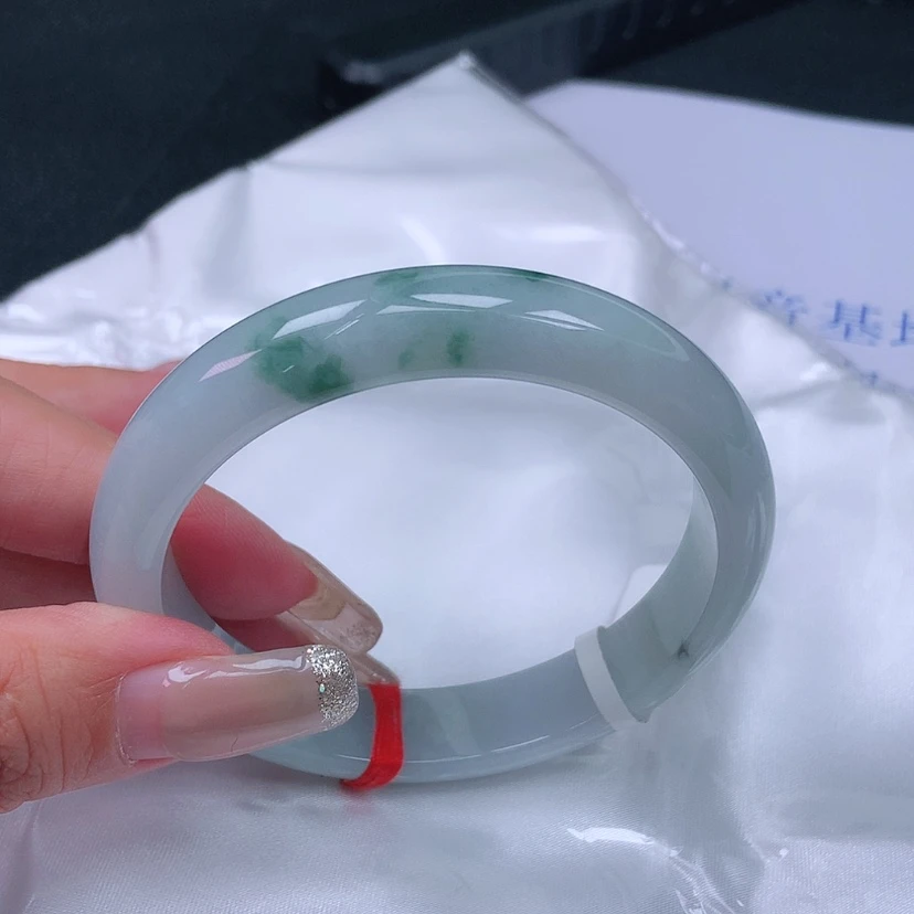 【闪购商品】未镶嵌手镯翡翠5758，