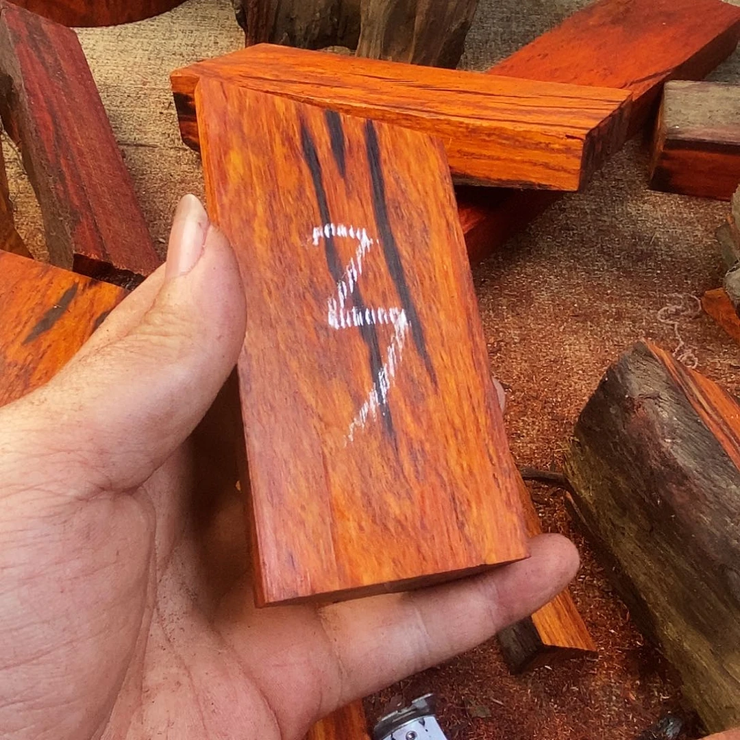 阿***甘123印度小叶紫檀边边角角