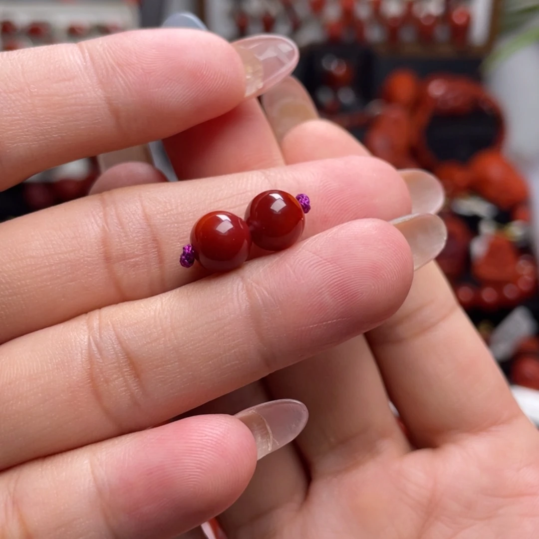 【闪购商品】未镶嵌8m牛血红对珠南红玛瑙