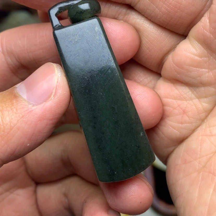 【闪购商品】颈饰未镶嵌和田玉
