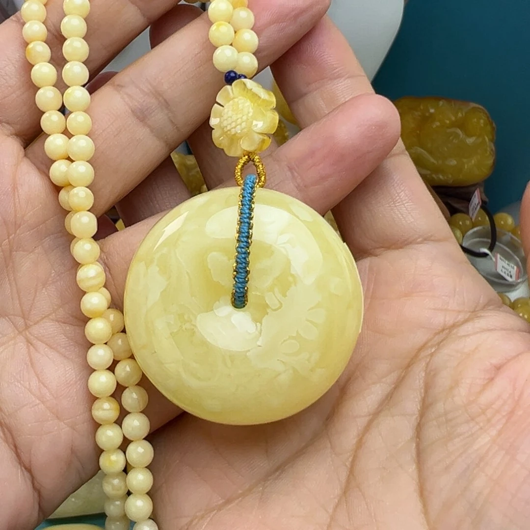 蜜蜡吊坠(赠链)未镶嵌