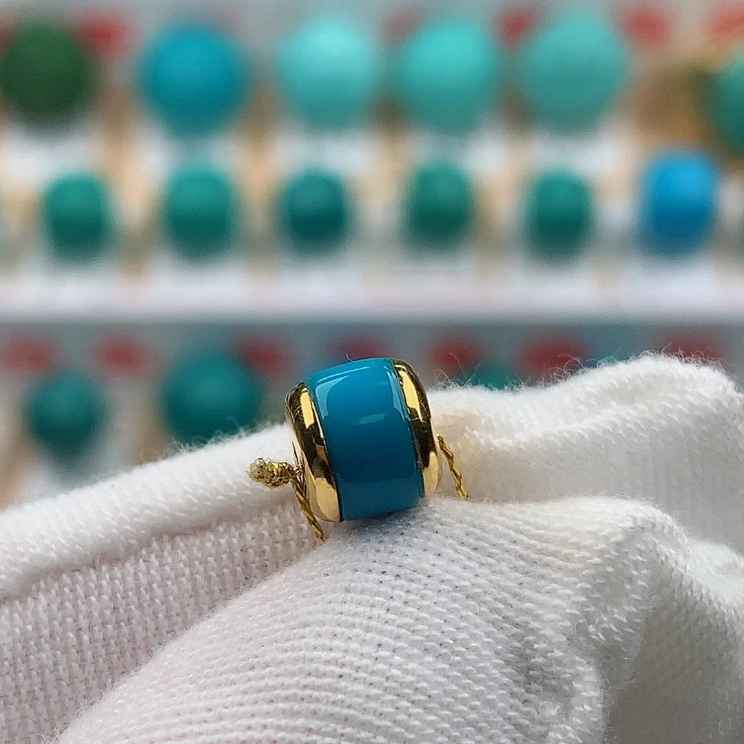 18K金镶嵌绿松石配饰