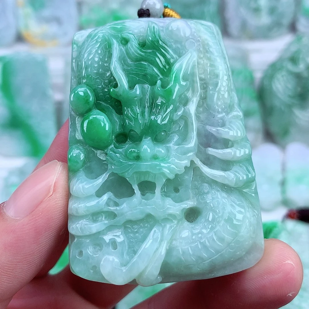 翡翠未镶嵌颈饰翡翠吊坠