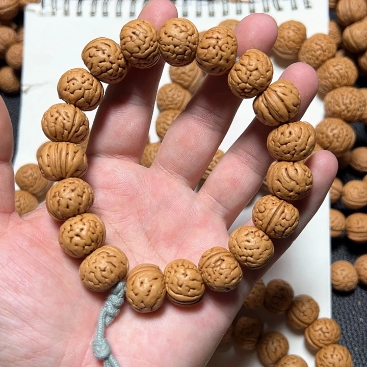 吊坠桃核吃***?桃核