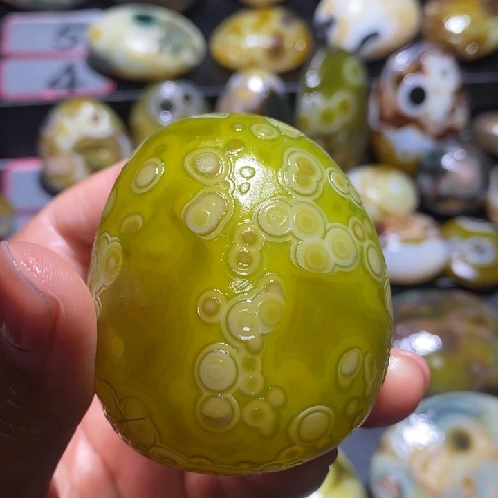 玛瑙/玉髓未镶嵌珠宝奇石77