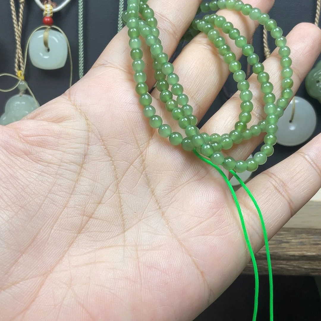 和田玉未镶嵌项链