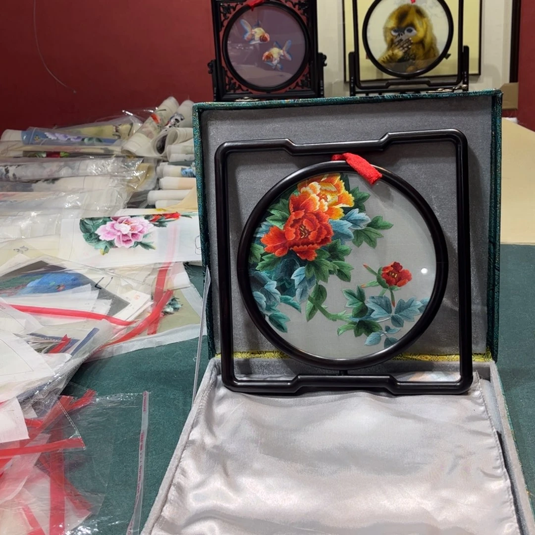 郭***三织绣纯手工打造一位