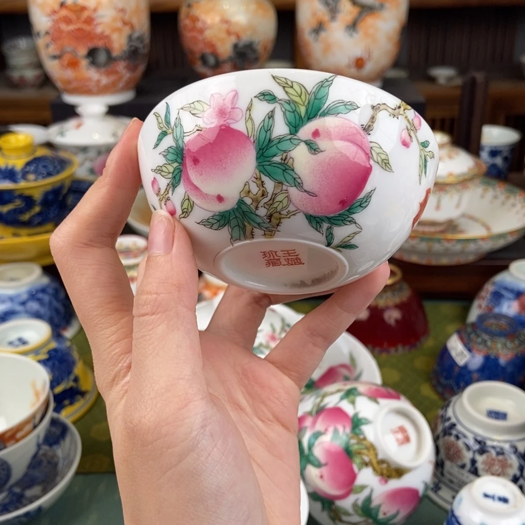 陶瓷的设计师是一个人
