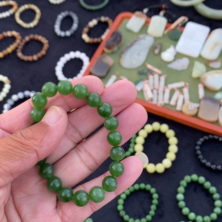 和田玉（糖玉）未镶嵌手链