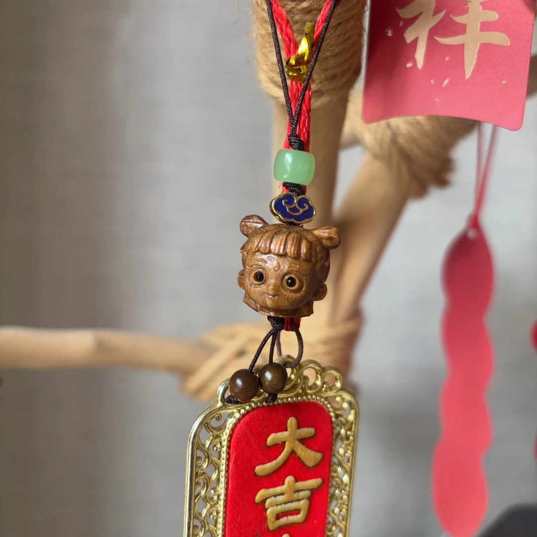 新款绿檀木Q萌哪吒手机挂件可爱卡通包包挂饰书包挂件