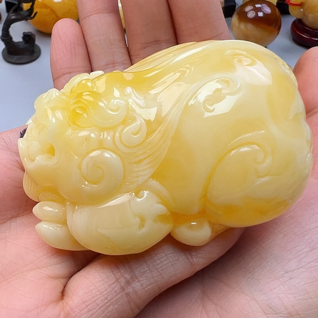 蜜蜡未镶嵌珠宝奇石