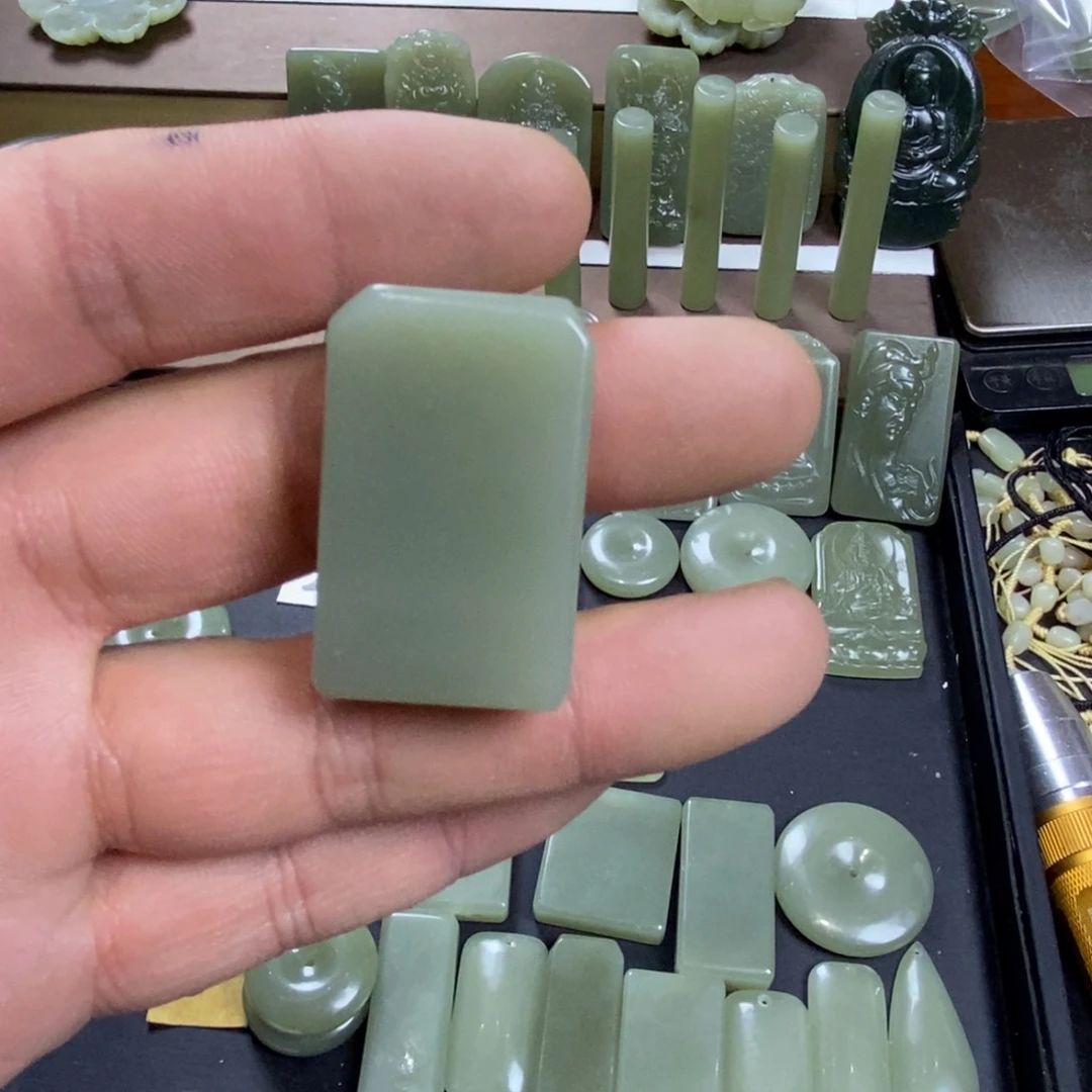 颈饰未镶嵌和田玉一****走089