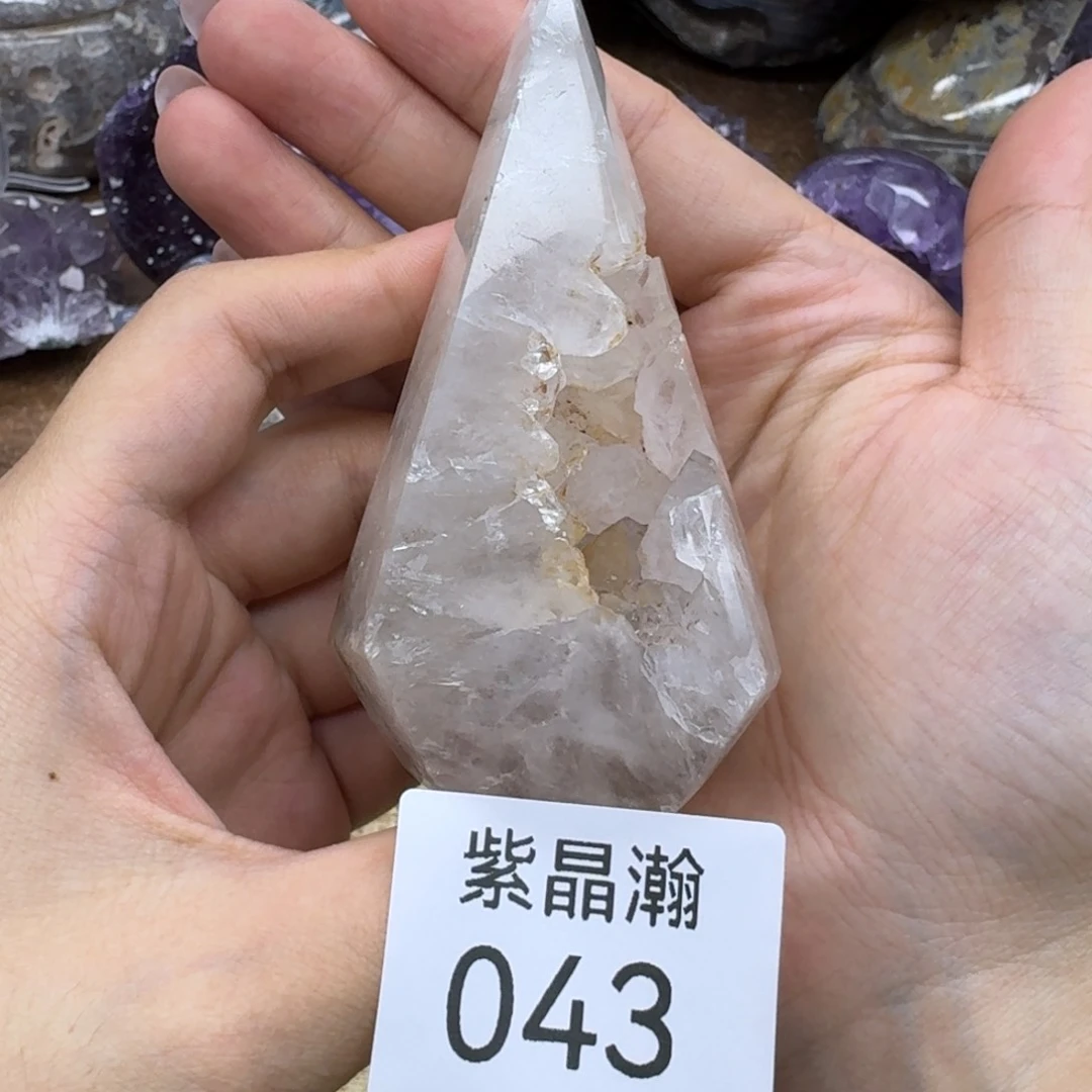 未镶嵌水晶大型摆件（非配饰）