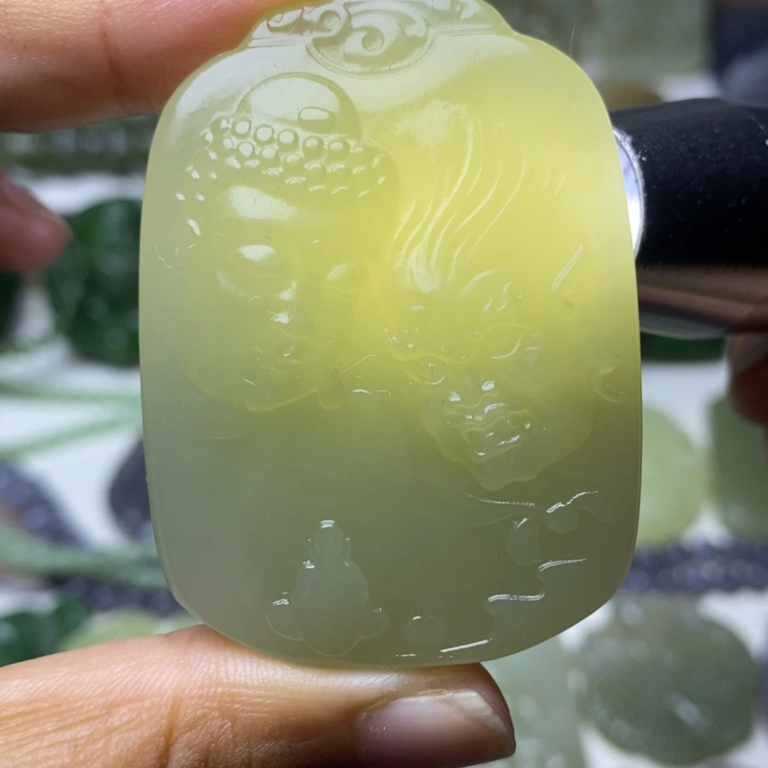 颈饰未镶嵌和田玉