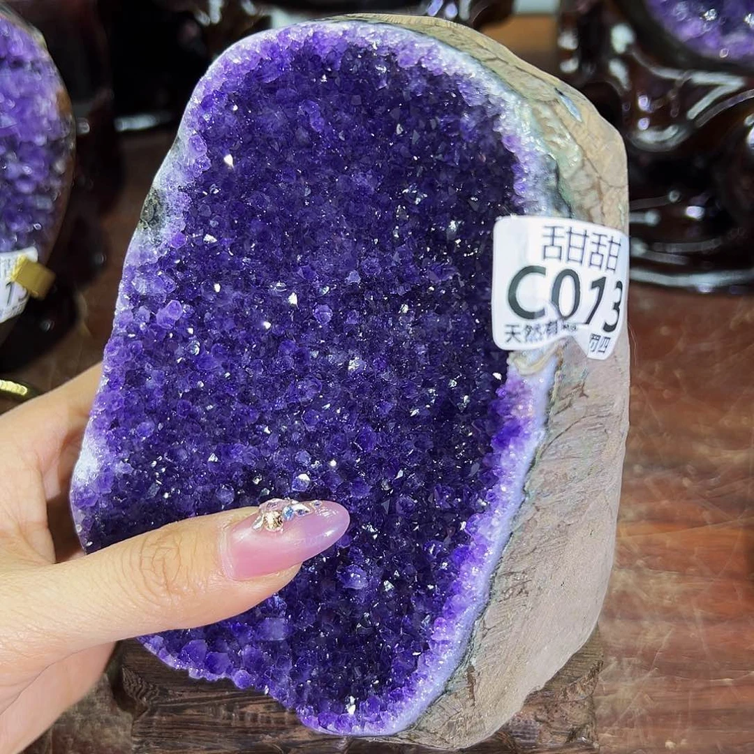 水晶大型摆件未镶嵌