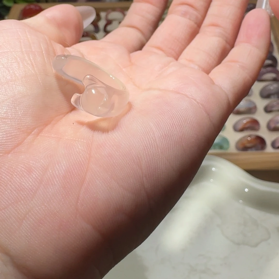 玛瑙/玉髓未镶嵌戒圈3号 港12小猫