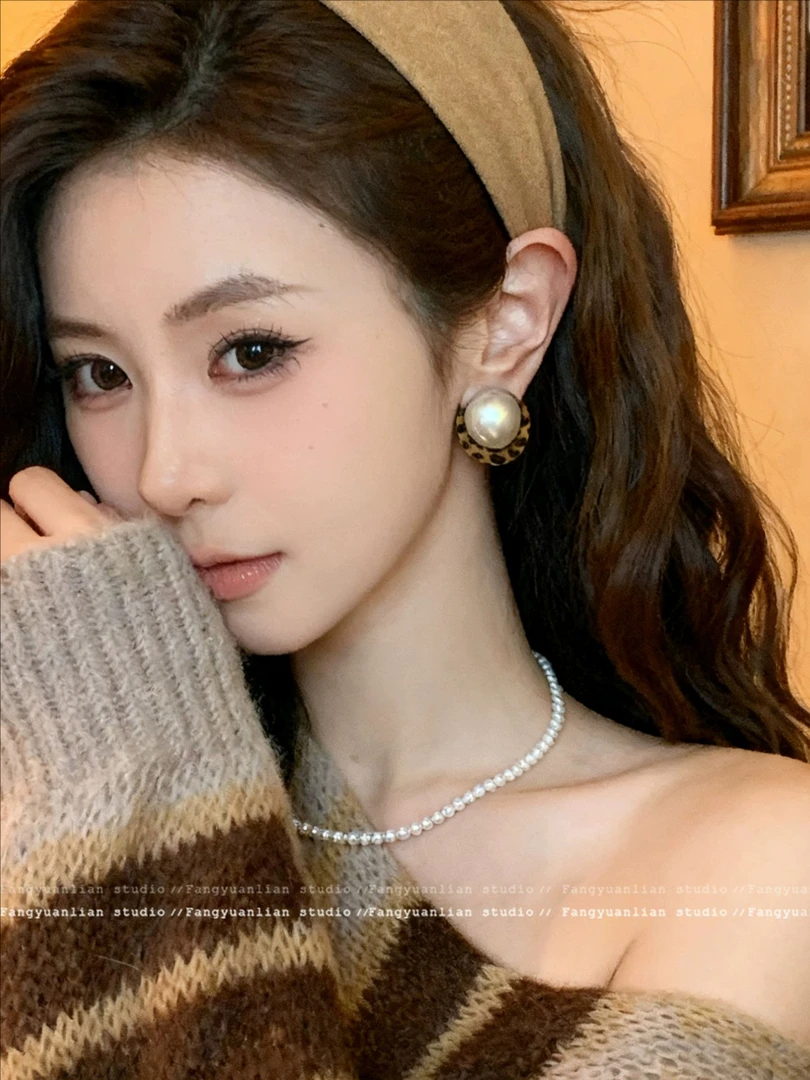 铜合金耳饰 复古美拉德豹纹珍珠耳环女2025新款耳饰巨好看耳夹