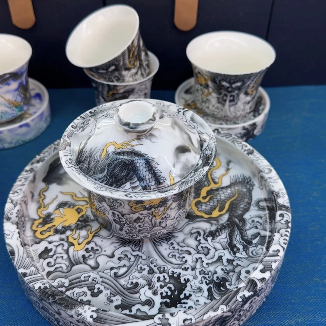 这些盖碗真好看！！！