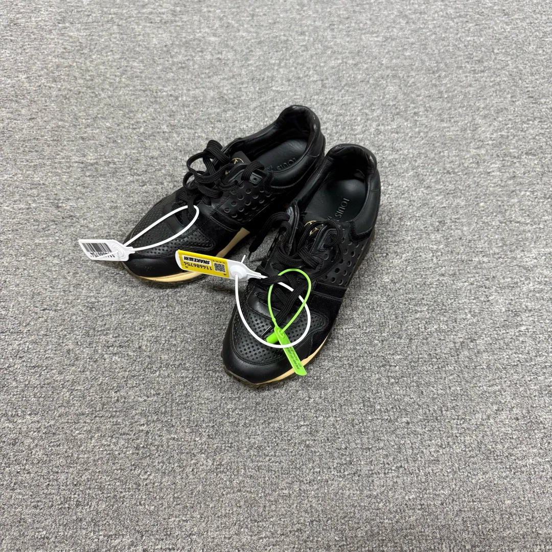 99新 AMIPARIS lv黑色休闲运动鞋35码