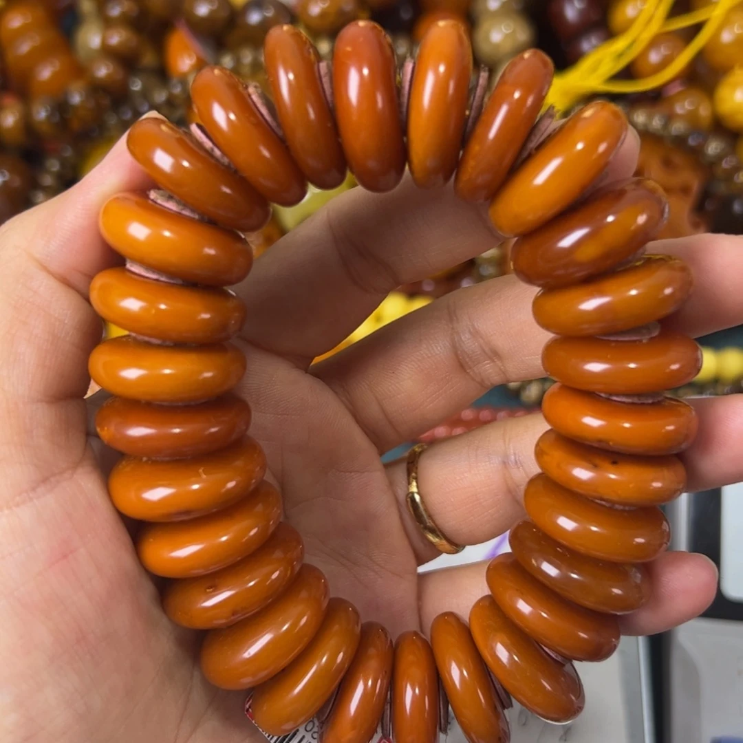 琥珀未镶嵌珠宝奇石952