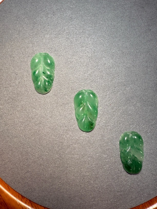 独龙玉树叶吊坠（颜色微区多样性发货拍一发一）