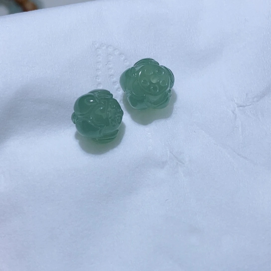 定制翡翠未镶嵌缅甸翡翠莲花一对卡10.5-8.5