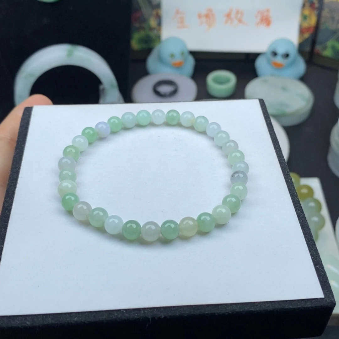 翡翠散珠卡6手串32颗