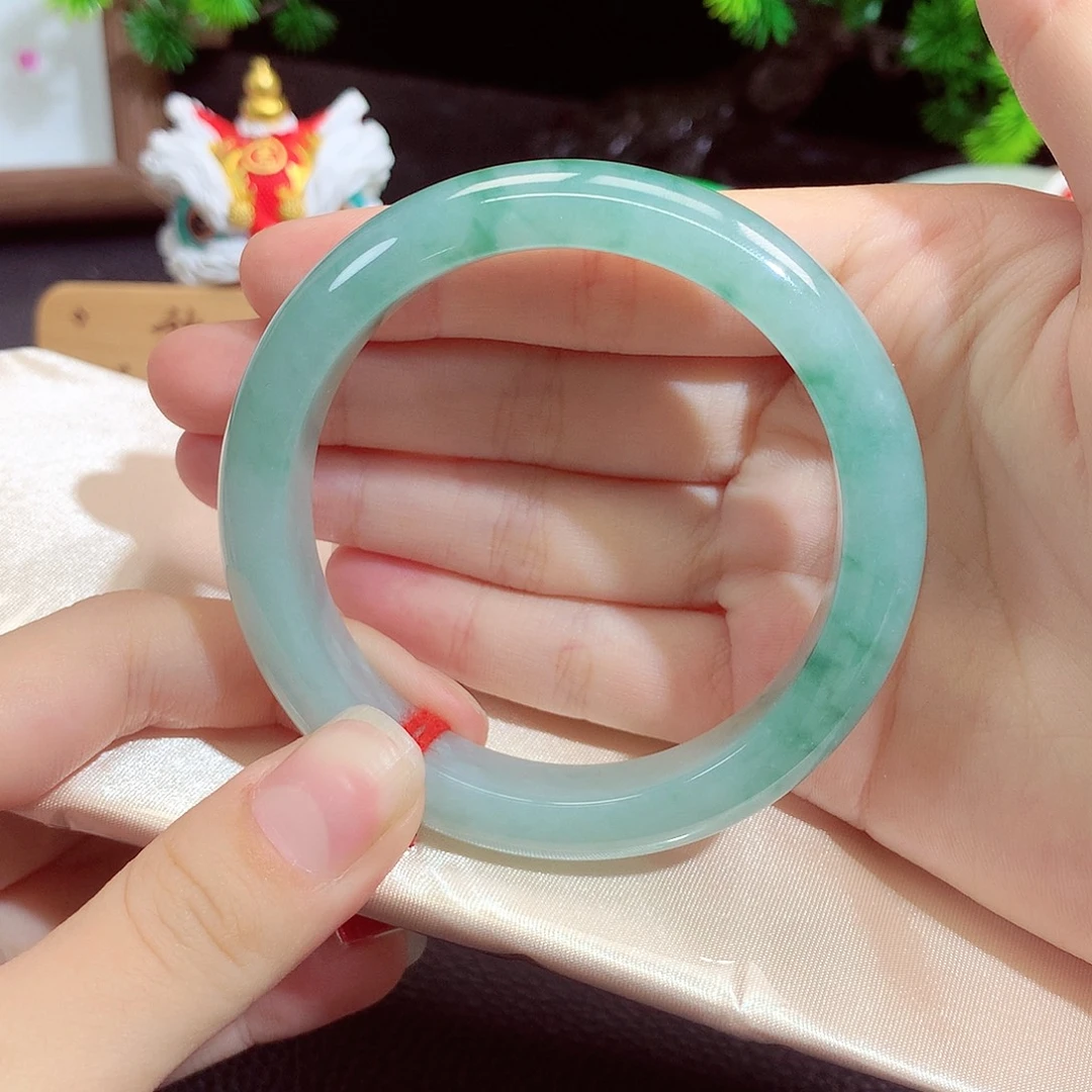 翡翠未镶嵌手镯5001