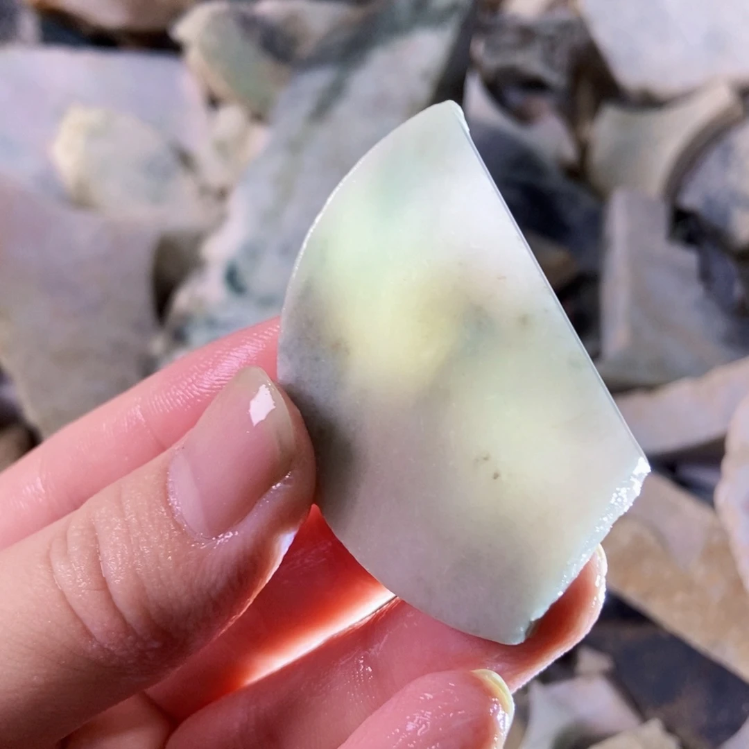 翡翠未镶嵌颈饰天然翡翠
