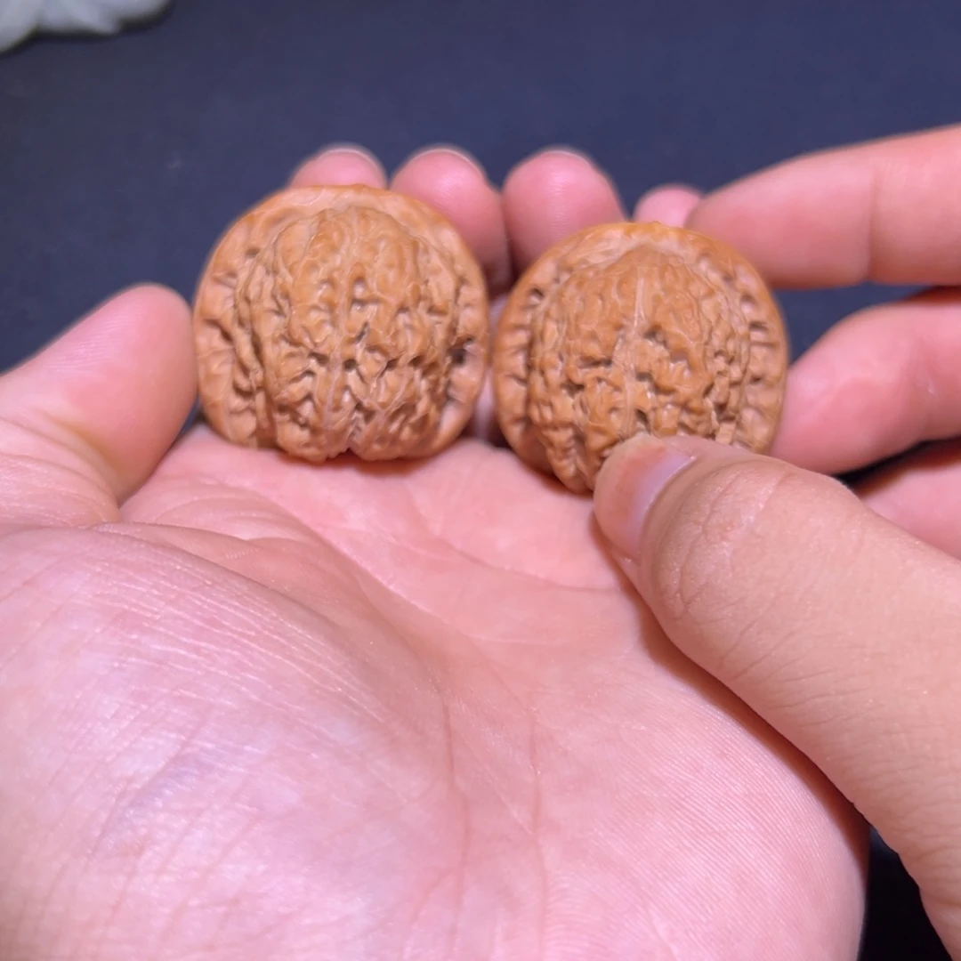 吊坠文玩核桃血麒麟