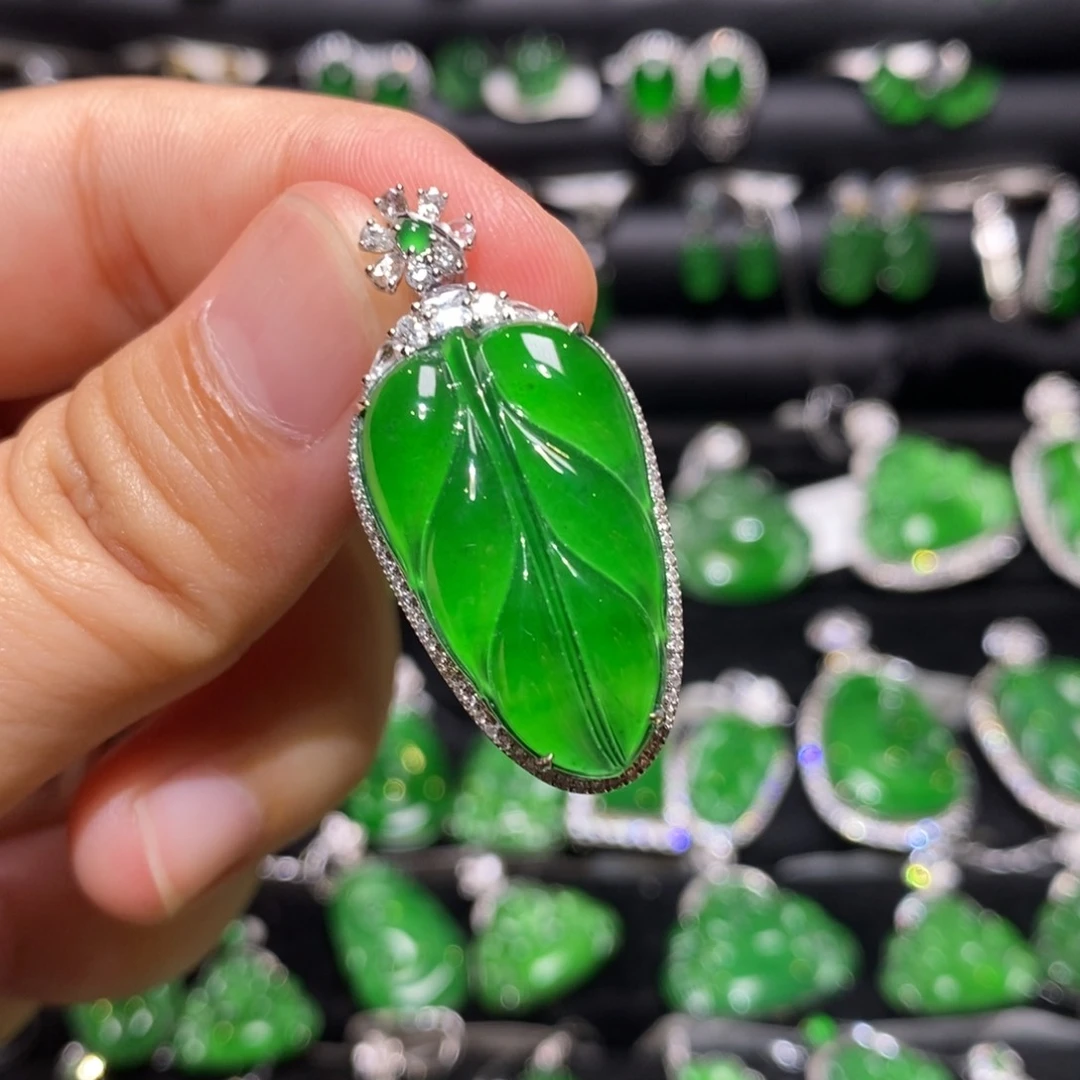 翡翠18K金镶嵌吊坠(不含链)天然翡翠