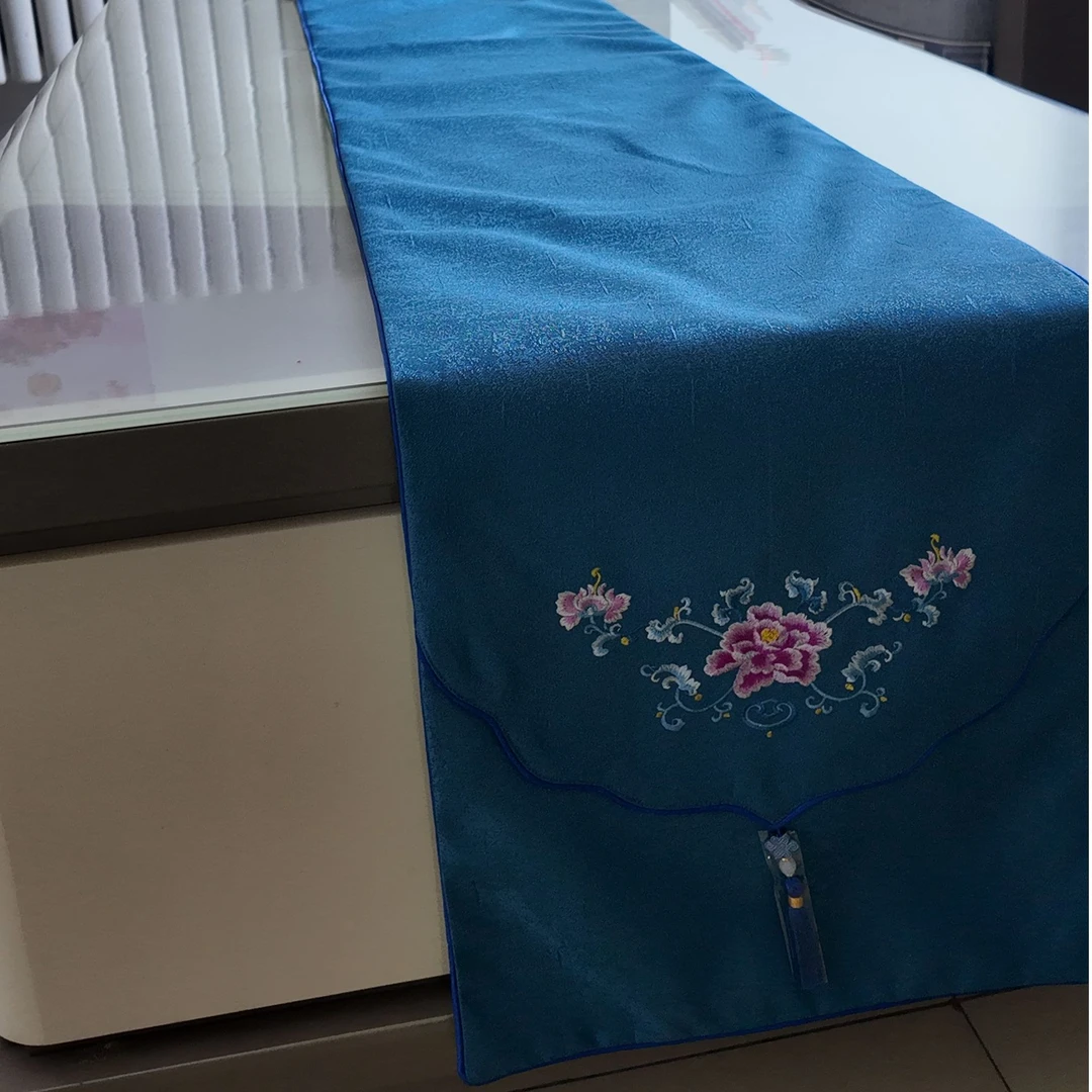 兰派牡丹花开桌旗