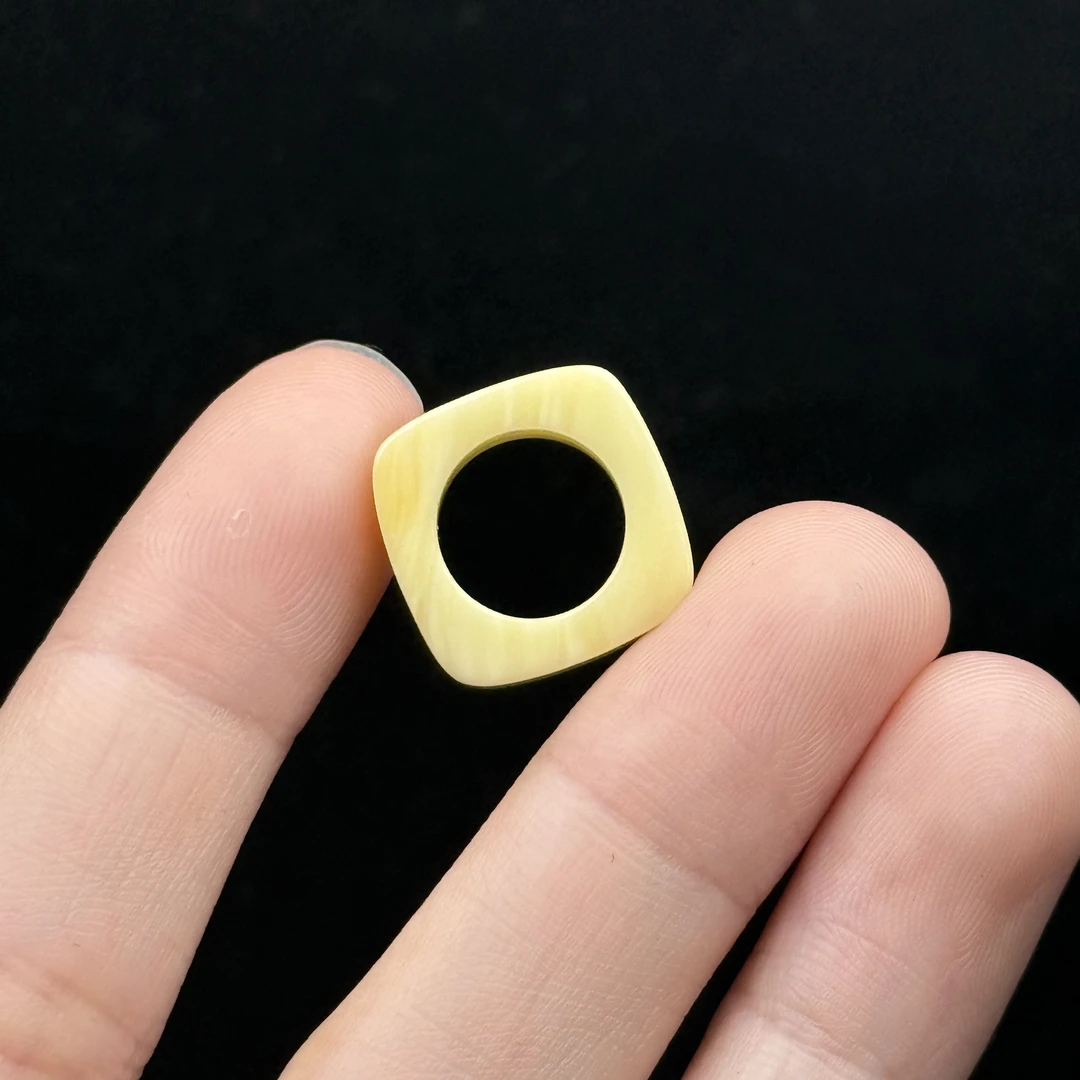 A2848天然原矿蜜蜡 跑环 内径 10mm支持复检假一罚十