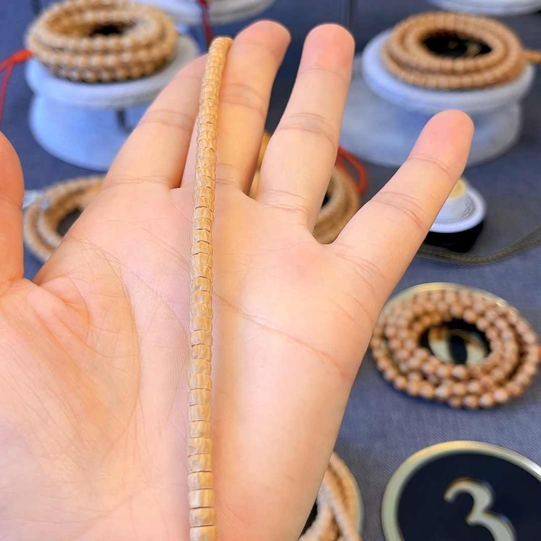 青***，手串柏香籽/百香籽