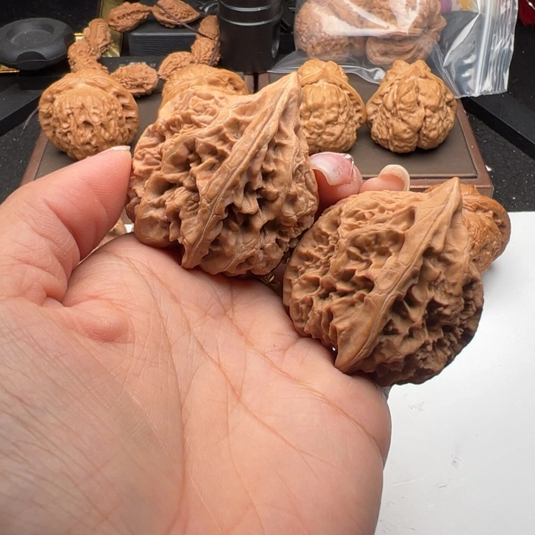 文玩核桃把件火苗43