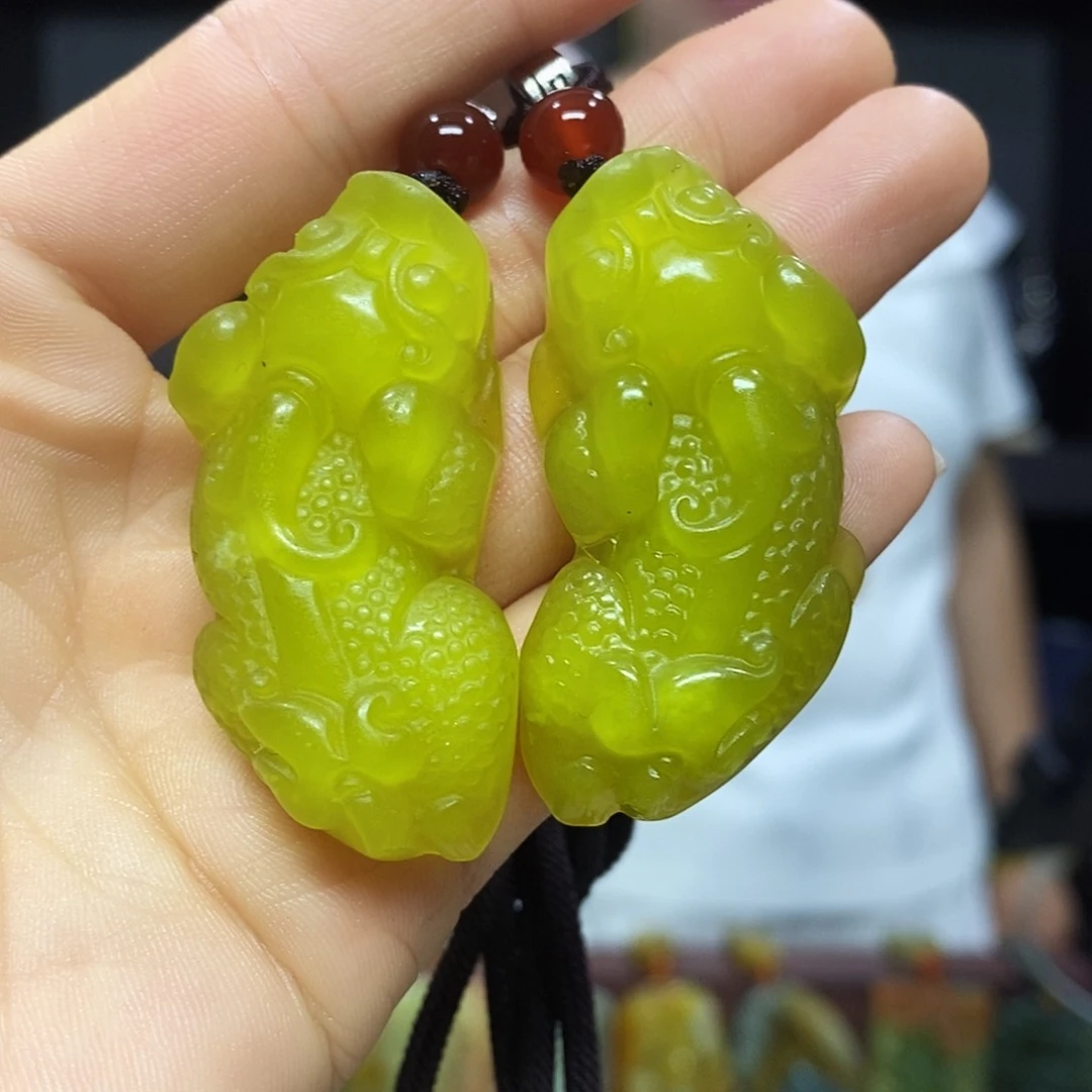 未镶嵌岫玉挂件吊坠