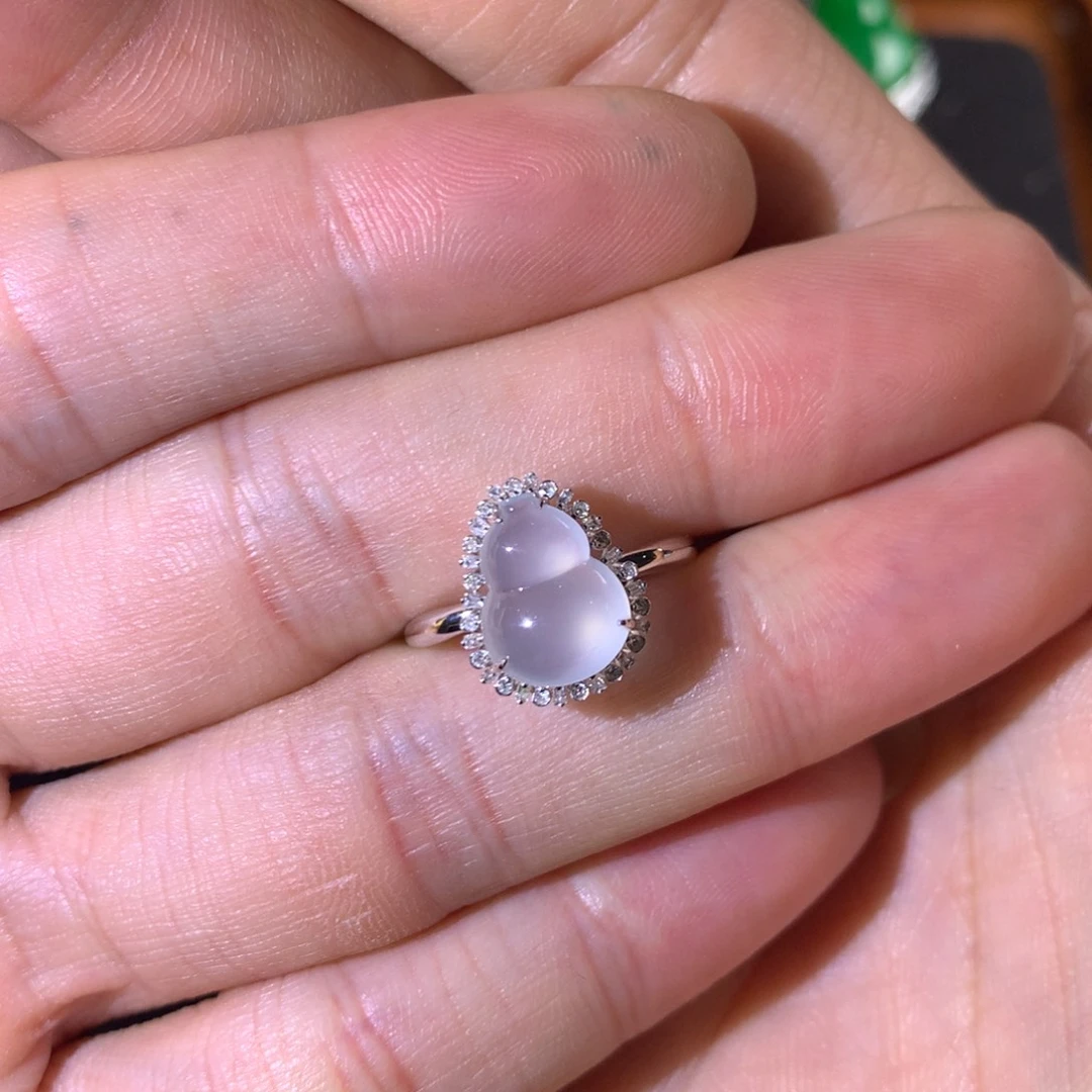 翡翠18K金镶嵌戒指翡翠