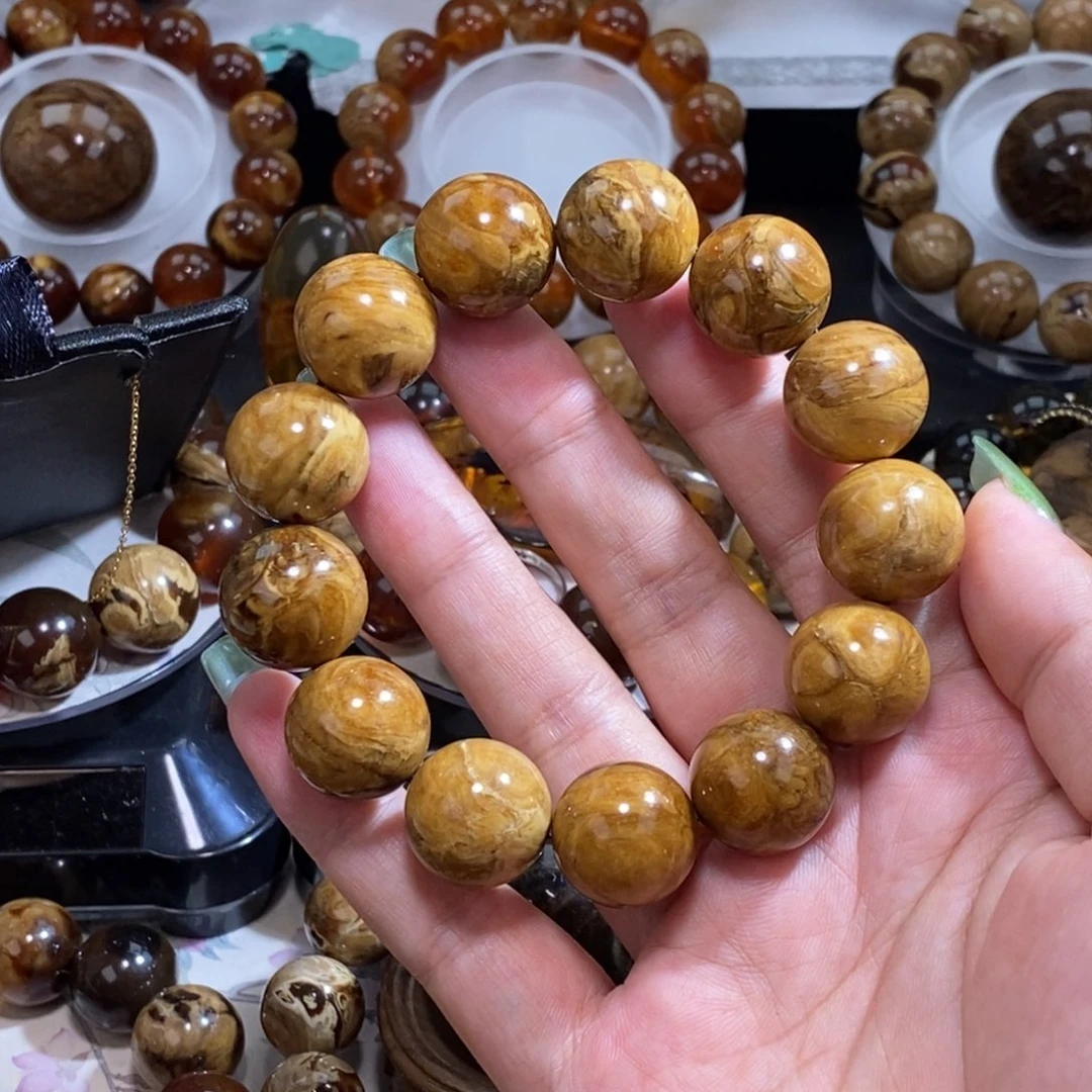 琥珀未镶嵌珠宝奇石