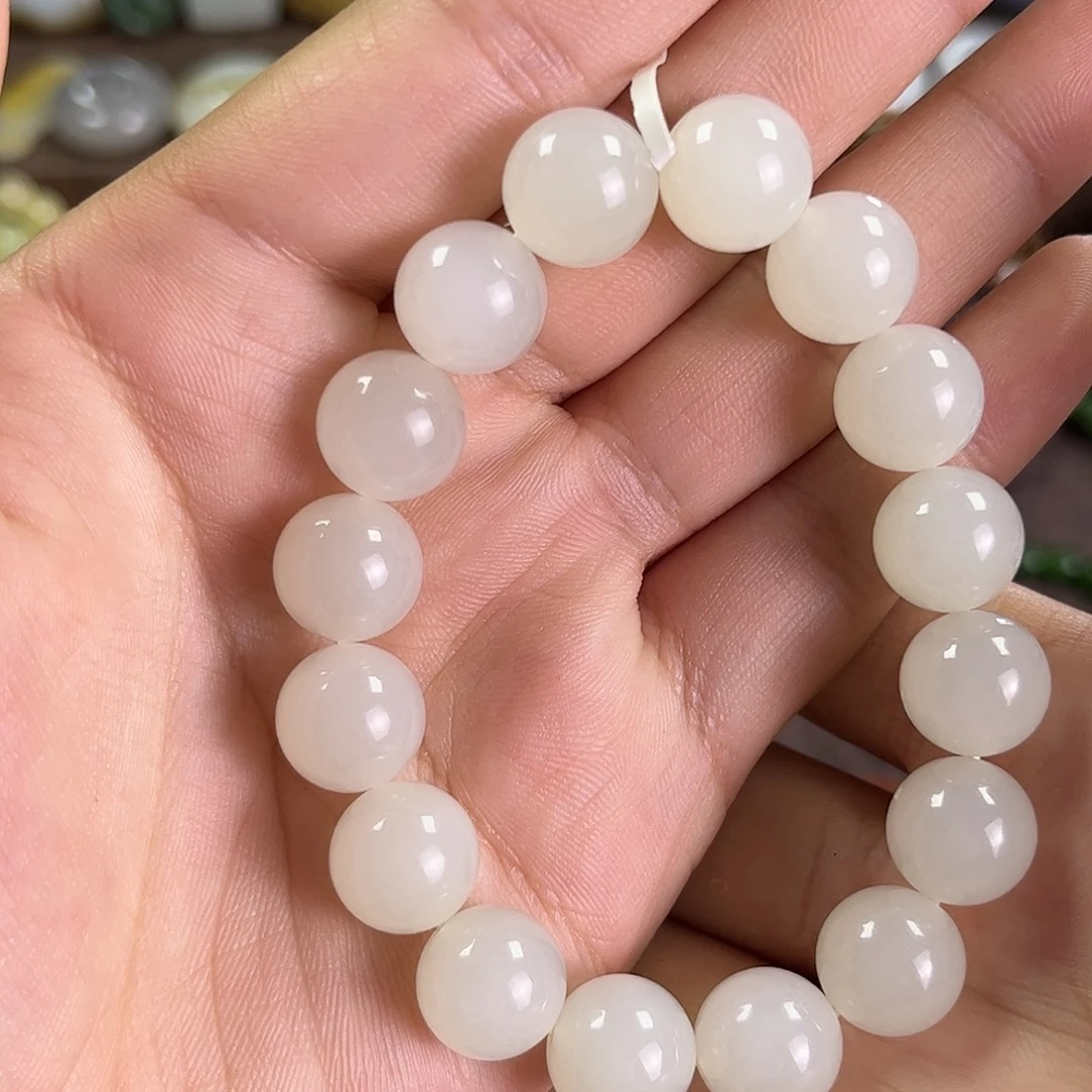 和田玉未镶嵌项链