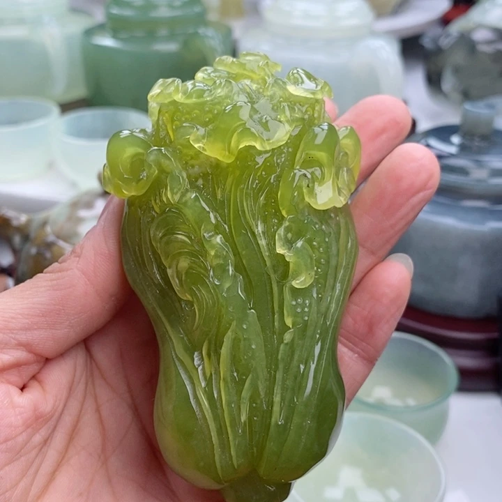 岫玉四大名玉手把件未镶嵌大*哥