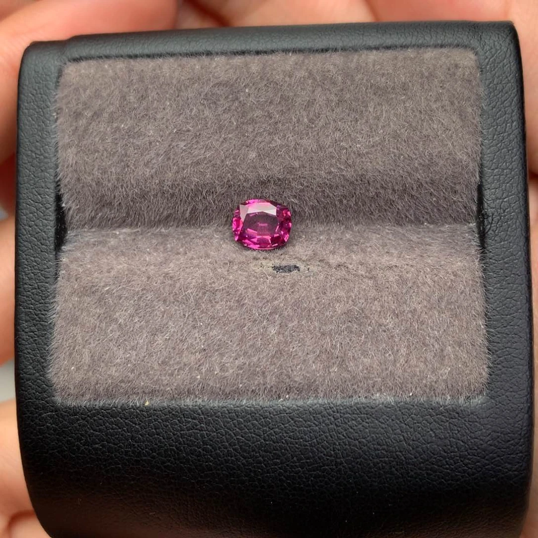 裸石尖晶石0.975ct